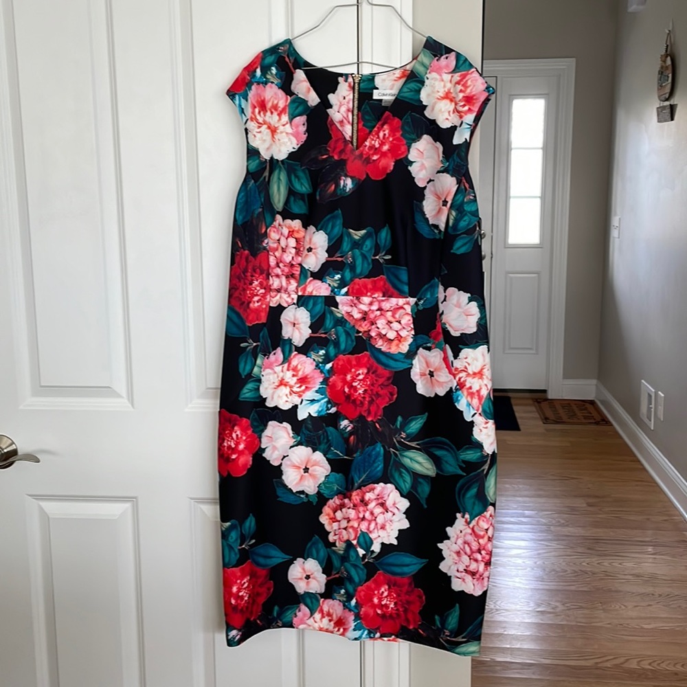 Calvin Klein NWT scuba sheath dress size 14W